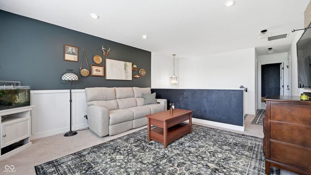 18460 Sandy Cove Lane, Westfield, IN 46074