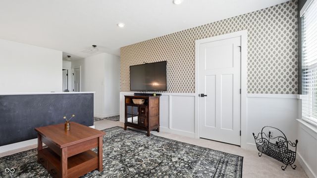 18460 Sandy Cove Lane, Westfield, IN 46074