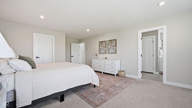 18460 Sandy Cove Lane, Westfield, IN 46074