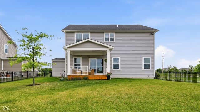 18460 Sandy Cove Lane, Westfield, IN 46074