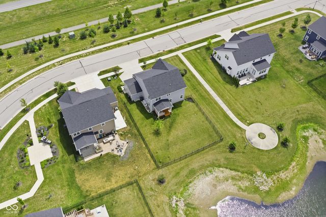 18460 Sandy Cove Lane, Westfield, IN 46074