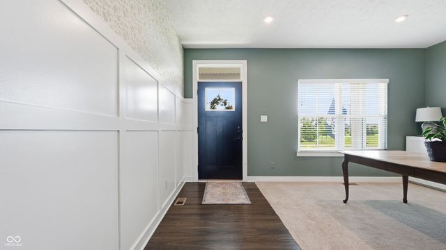 18460 Sandy Cove Lane, Westfield, IN 46074