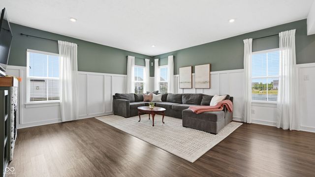 18460 Sandy Cove Lane, Westfield, IN 46074