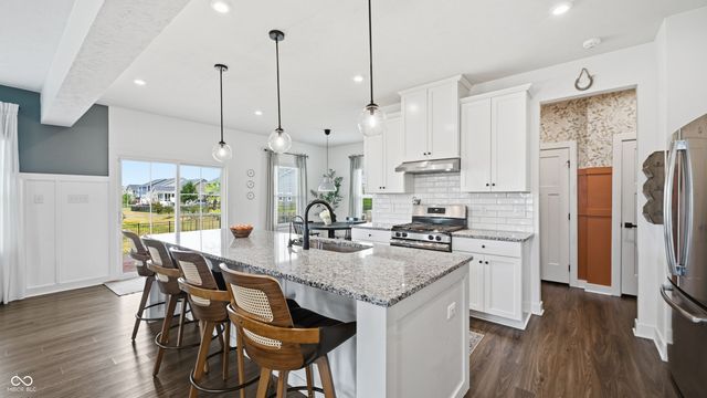 18460 Sandy Cove Lane, Westfield, IN 46074