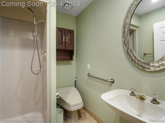 1150 N Livernois Road, Rochester Hills, MI 48306