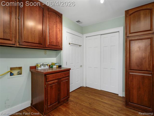 1150 N Livernois Road, Rochester Hills, MI 48306