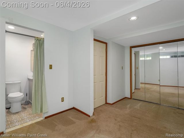 1150 N Livernois Road, Rochester Hills, MI 48306