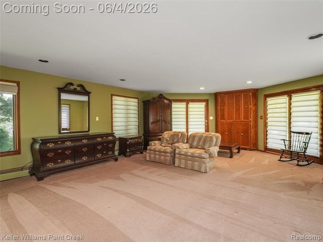 1150 N Livernois Road, Rochester Hills, MI 48306