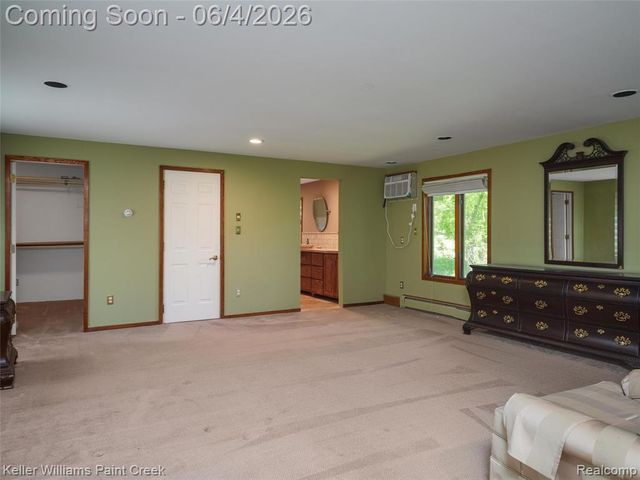 1150 N Livernois Road, Rochester Hills, MI 48306