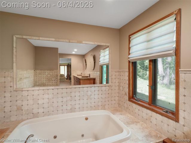 1150 N Livernois Road, Rochester Hills, MI 48306