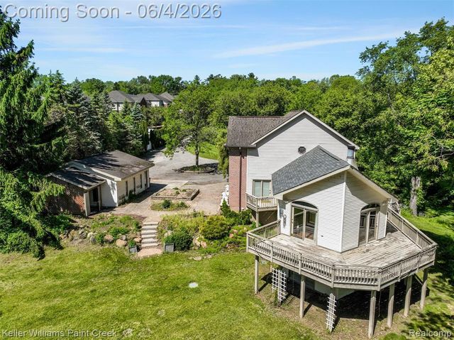 1150 N Livernois Road, Rochester Hills, MI 48306