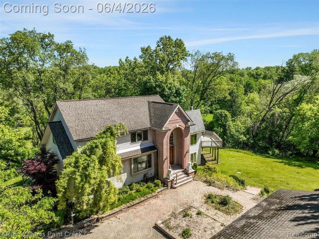 1150 N Livernois Road, Rochester Hills, MI 48306