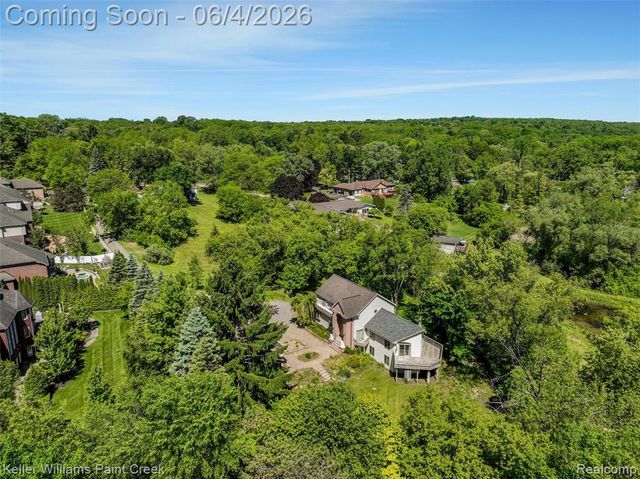 1150 N Livernois Road, Rochester Hills, MI 48306