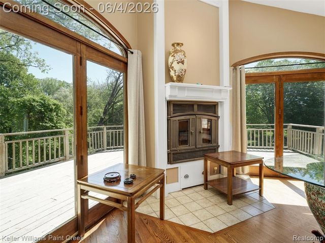 1150 N Livernois Road, Rochester Hills, MI 48306