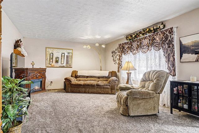 1775 Monroe Beach, Battle Creek, MI 49014