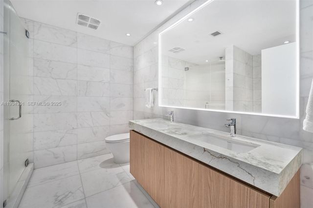 500 Alton Road 1602, Miami Beach, FL 33139