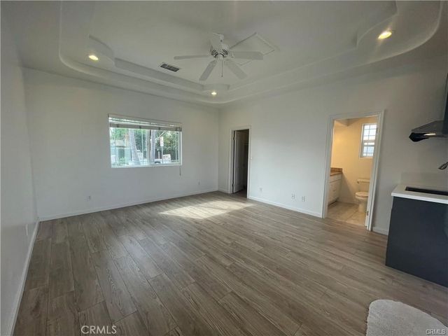 9457 Gotham, Downey, CA 90241