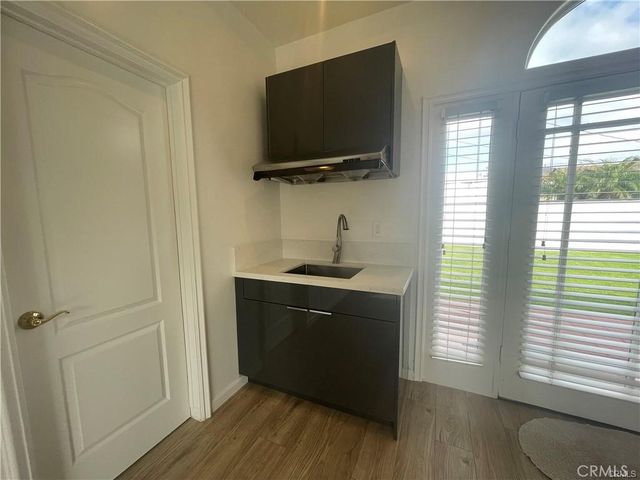 9457 Gotham, Downey, CA 90241