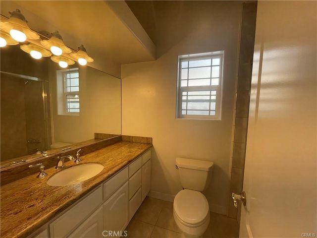 9457 Gotham, Downey, CA 90241