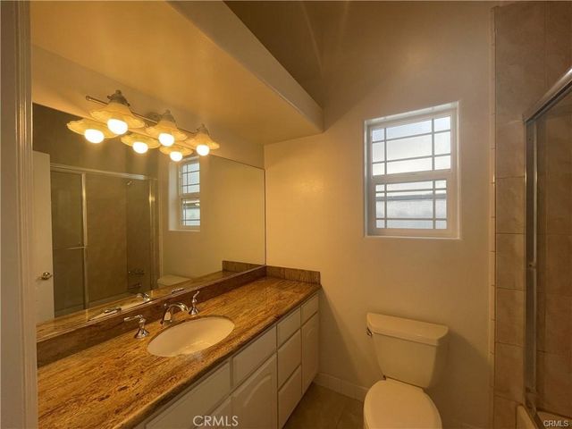 9457 Gotham, Downey, CA 90241