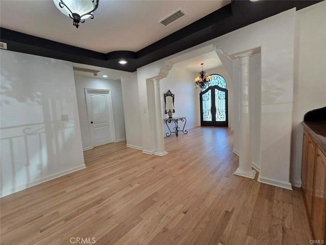 9457 Gotham, Downey, CA 90241
