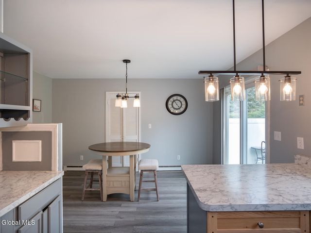 52 Streamview Lane, North Greenbush, NY 12198