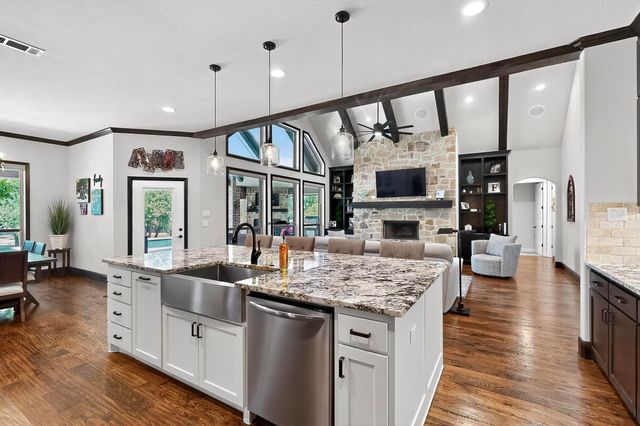 6421 Jasper Circle, Midlothian, TX 76065