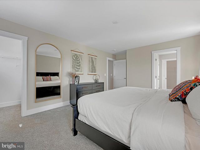 14 FAMILY DR, Carlisle, PA 17013