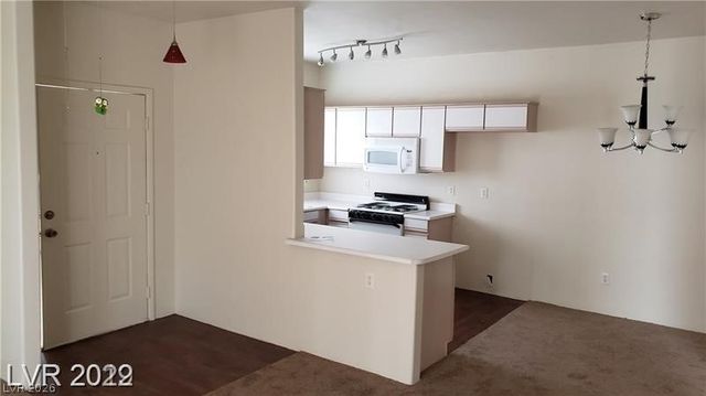 5750 East Hacienda Avenue 202, Las Vegas, NV 89122