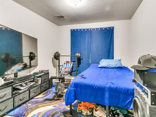 1415 NW 98th Street, Oklahoma City, OK 73114