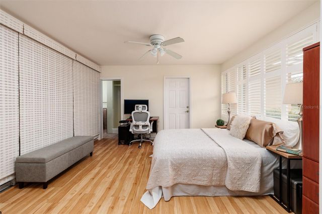 2209 SUNRISE DRIVE SE, St Petersburg, FL 33705