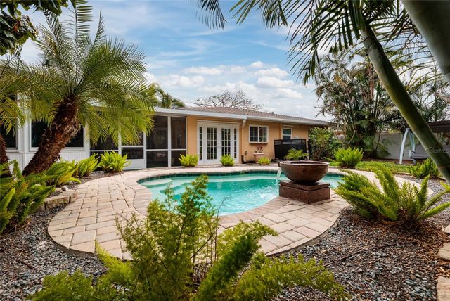 2209 SUNRISE DRIVE SE, St Petersburg, FL 33705