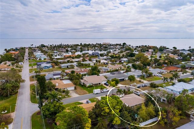 2209 SUNRISE DRIVE SE, St Petersburg, FL 33705