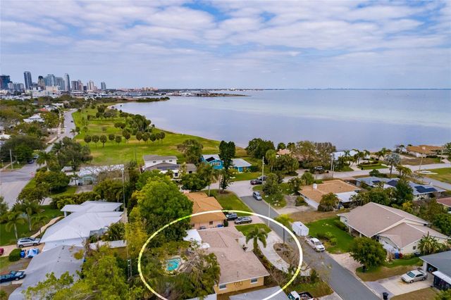 2209 SUNRISE DRIVE SE, St Petersburg, FL 33705