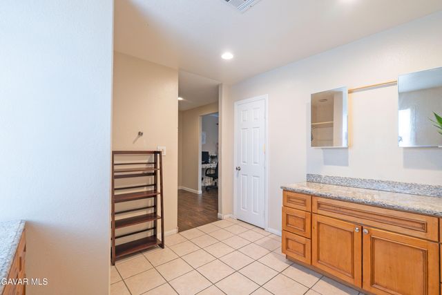 37551 E 29th Street, Palmdale, CA 93550