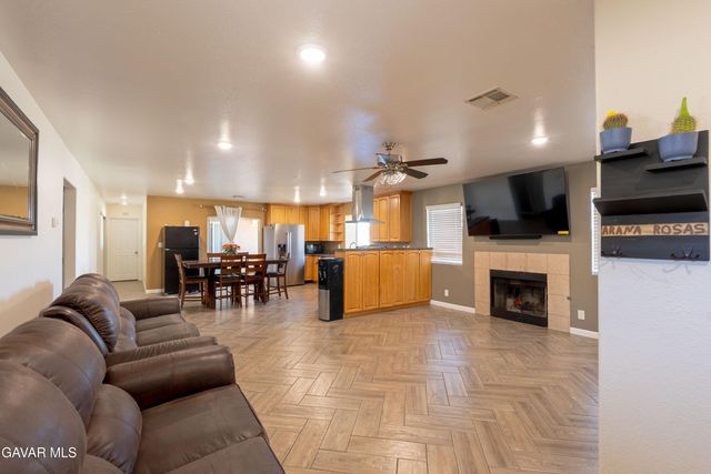 37551 E 29th Street, Palmdale, CA 93550
