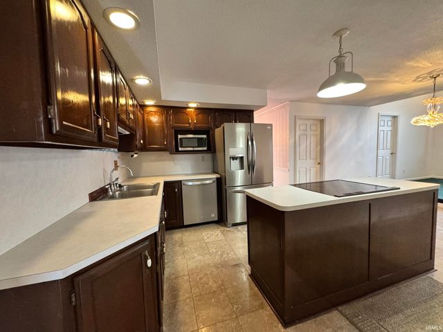 713 Macalan Drive, Marion, IN 46952