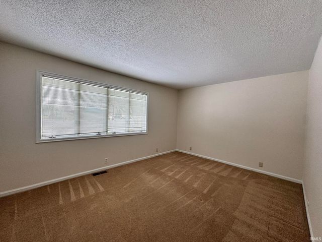 713 Macalan Drive, Marion, IN 46952