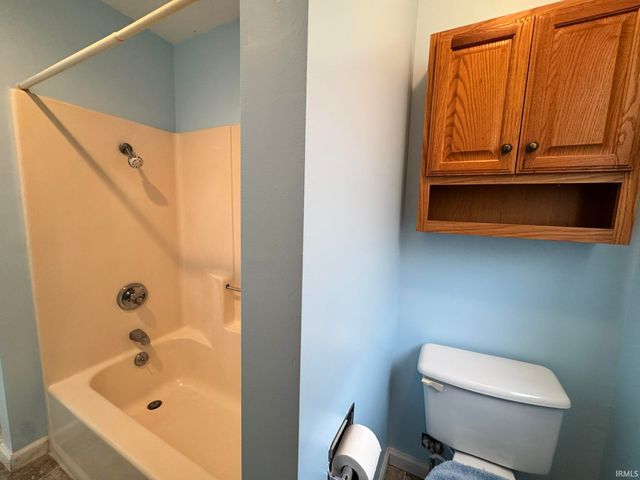 713 Macalan Drive, Marion, IN 46952