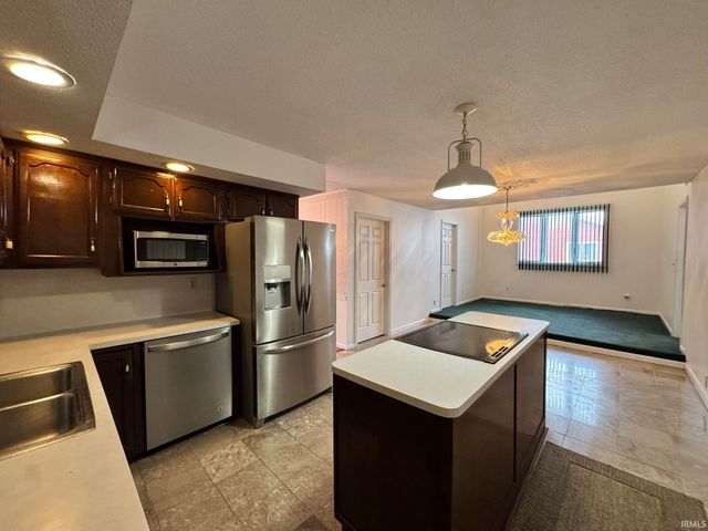 713 Macalan Drive, Marion, IN 46952