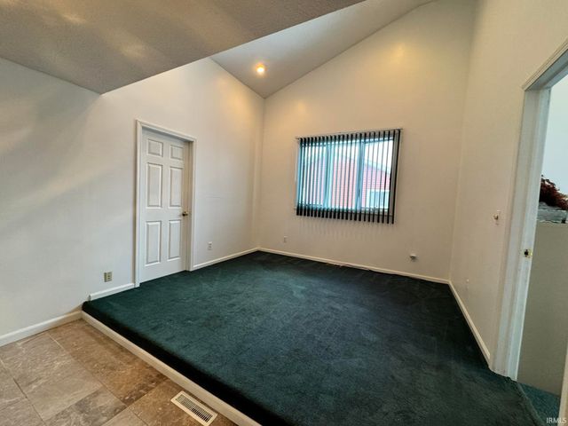 713 Macalan Drive, Marion, IN 46952