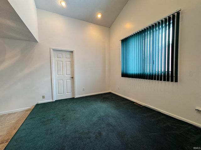 713 Macalan Drive, Marion, IN 46952