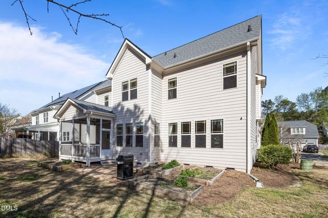 112 Briarburn Lane, Holly Springs, NC 27540