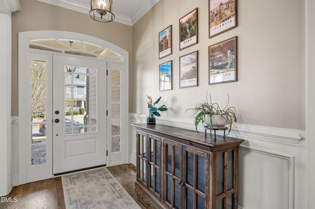 112 Briarburn Lane, Holly Springs, NC 27540