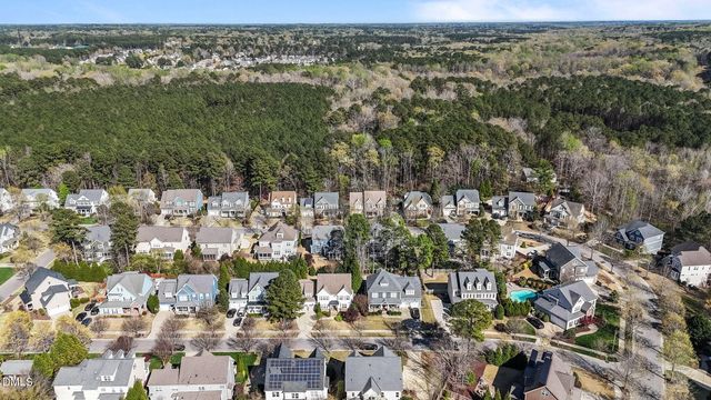 112 Briarburn Lane, Holly Springs, NC 27540