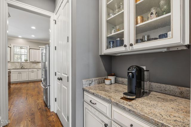 112 Briarburn Lane, Holly Springs, NC 27540