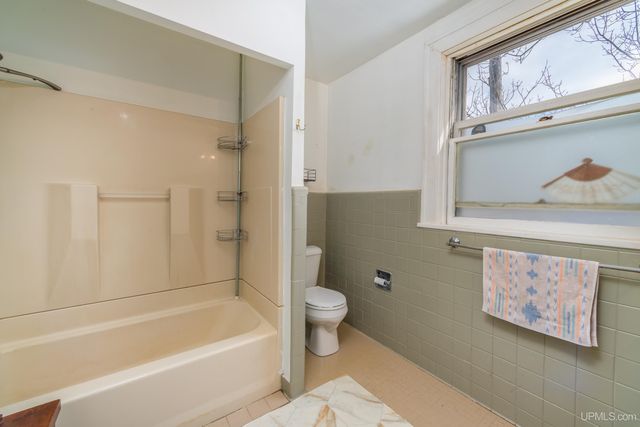 200 W Ridge Street, Ishpeming, MI 49849