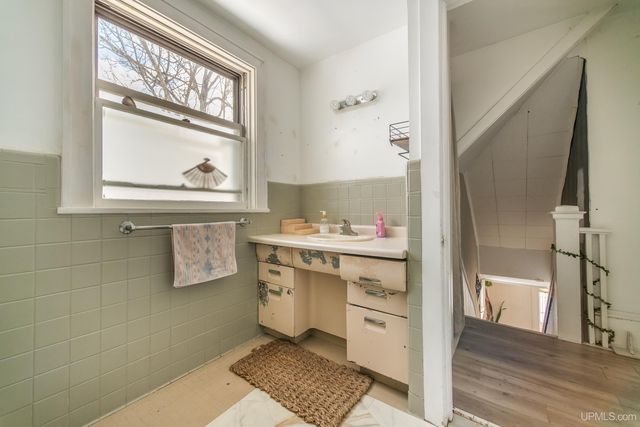 200 W Ridge Street, Ishpeming, MI 49849