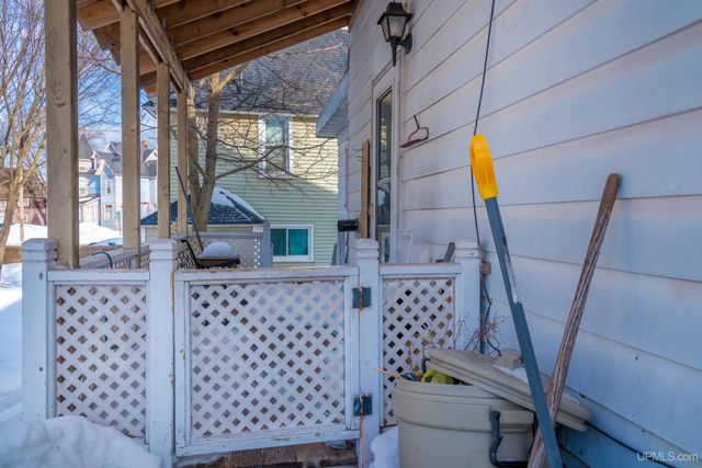 200 W Ridge Street, Ishpeming, MI 49849