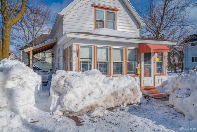 200 W Ridge Street, Ishpeming, MI 49849